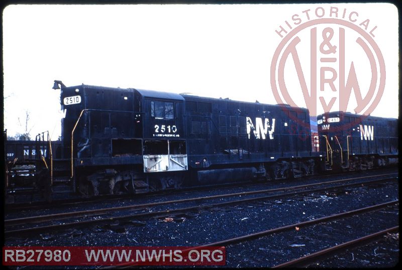 N&W EMD GP9 #2510 at Roanoke, VA