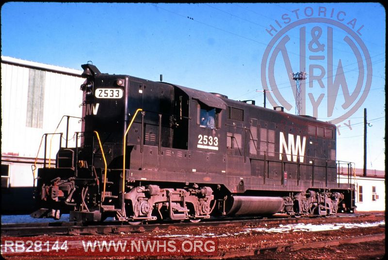 N&W EMD GP9 #2533 at Kansas City, MO