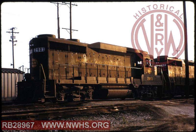 N&W EMD GP30 #2903 at Bellevue, OH