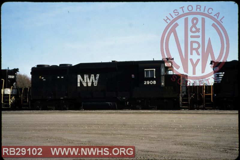 N&W EMD GP30 #2908 at Bellevue, OH