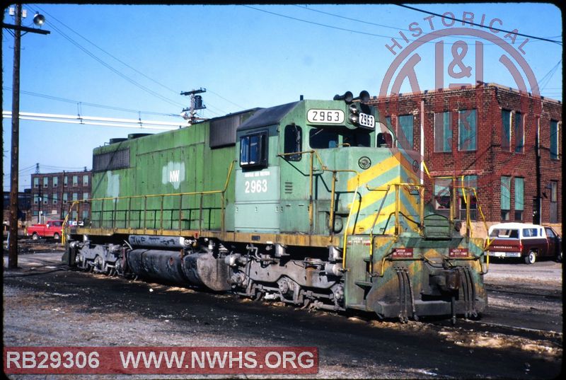 N&W EMD SD39 #2963 at Brewster, OH