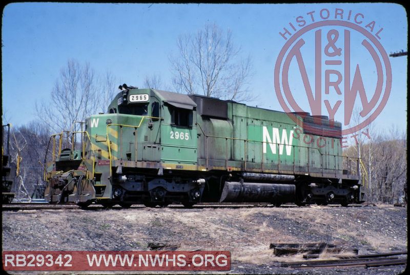 N&W EMD SD39 #2965 at Dillonvale, OH