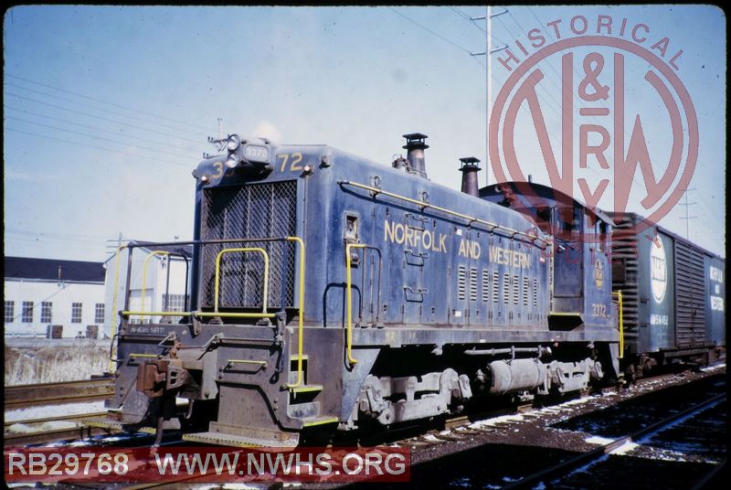 N&W EMD SW9 #3372 at Bellevue, OH