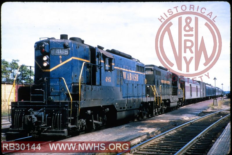 Wabash EMD GP9 #485 at Peru, IN