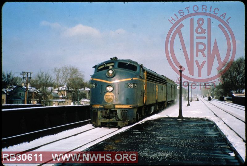 NWHS RB30611-Slide