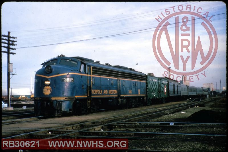 NWHS RB30621-Slide