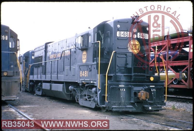 N&W GE U30B #8481 at Decatur, IL