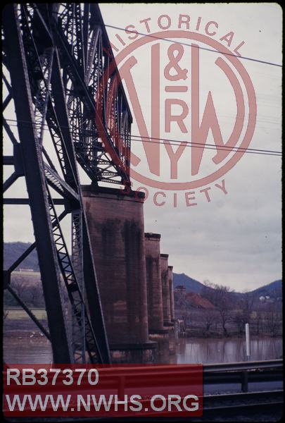 Former VGN New River Bridge at Glen Lyn, VA during removal.