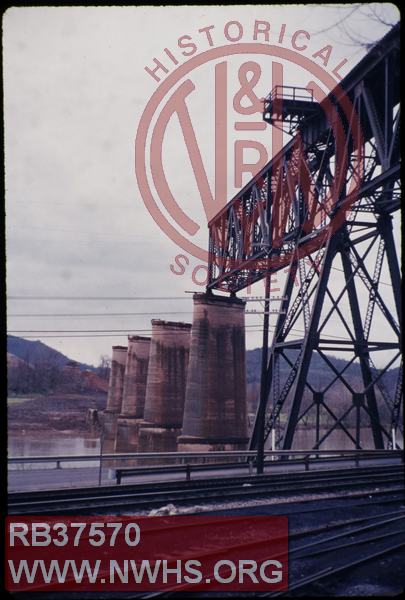 Former VGN New River Bridge at Glen Lyn, VA during removal.