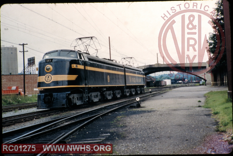 VGN Rwy Class EL-2B #127 in front of the Virginian Roanoke passenger station